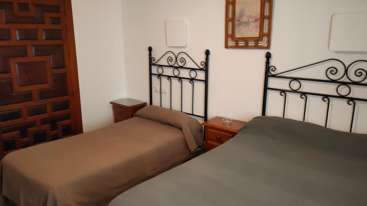 Hostal Colon Antequera Exterior foto