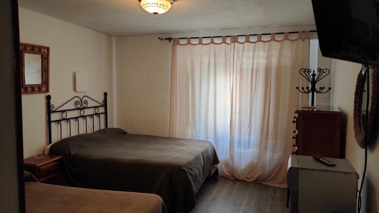 Hostal Colon Antequera Exterior foto